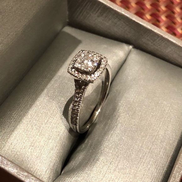 🖤Women’s wedding ring - Picture 2 of 8
